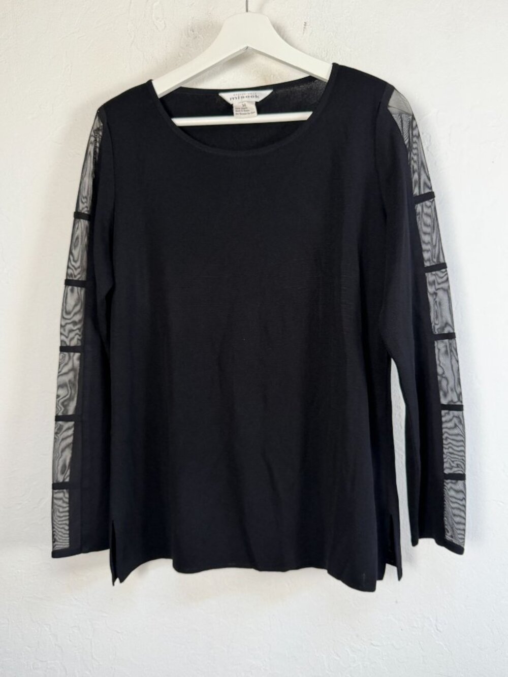 Exclusively Misook Top Womens Medium Black Knit Sheer Mesh Stripe Sleeve Blouse
